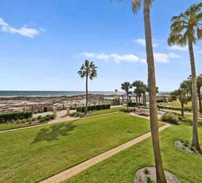 Beach Club 208C View