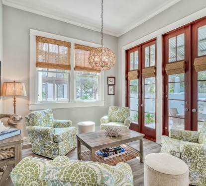 Formal Sitting Area - Offering Seating for Four