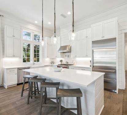 Spacious & Well Appointed Chef's Kitchen