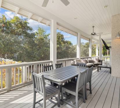 Enjoy Al Fresco Dining for 6