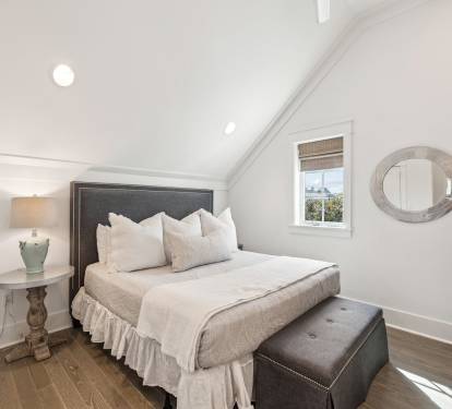 2nd Floor - King Guest Suite