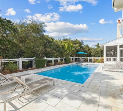 Make a Splash in the Private Pool & Lounge in the Sun!