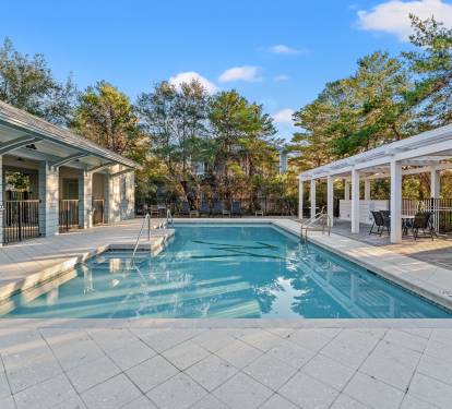 Community Pool - Just 2 Houses Down!