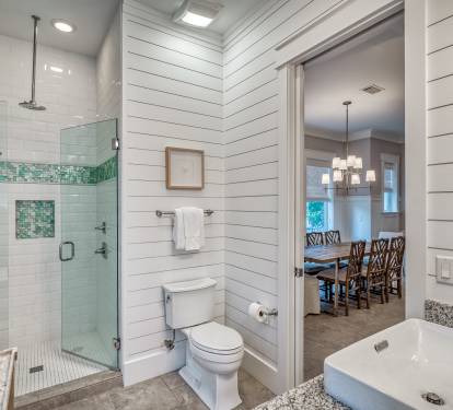 King Guest En-Suite - Single Vanity & Walk-In Shower