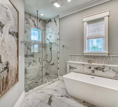 Primary King En-Suite - Featuring a Walk-in Shower and Soaking Tub