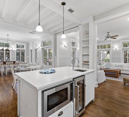 Open-Concept Kitchen, Dining & Living Areas