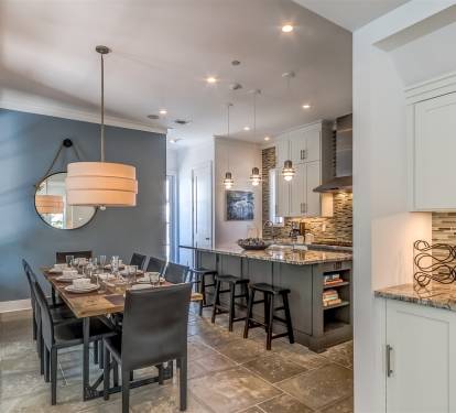 Spacious Kitchen & Dining Area - Featuring a Wet Bar