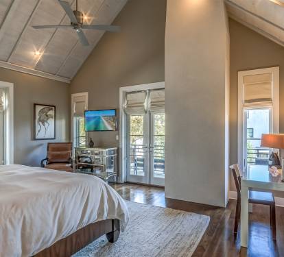 Primary King Suite - Private Balcony Access & Flat-Screen TV