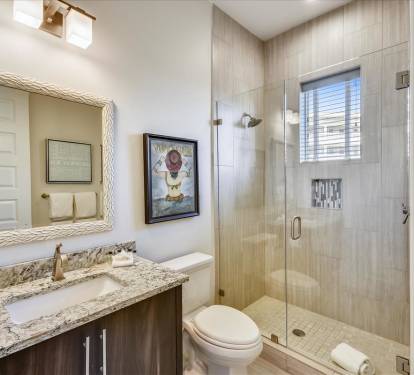 2nd Floor Bunk Room En Suite - Walk In Shower & Single Vanity