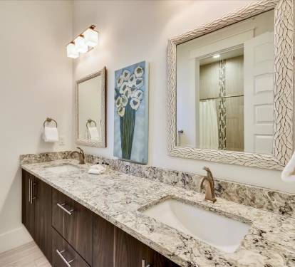 3rd Floor Shared Bathroom - Dual Vanity