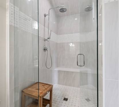 Primary King En-Suite - Walk-In Shower