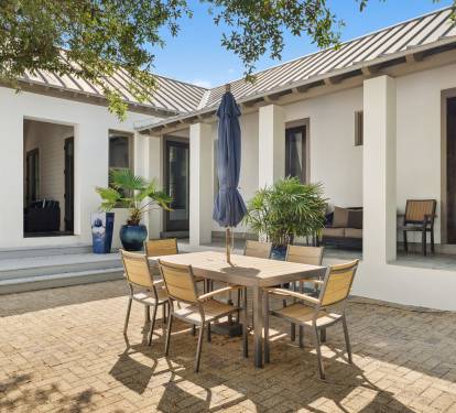 Al Fresco Dining for 6!