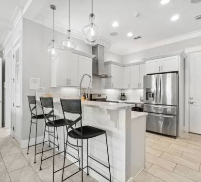 1st Floor Kitchen with Bar Seating for 3