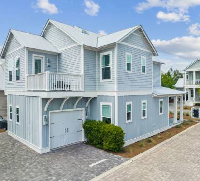 Book Your Next 30A Escape Today at 'Do Grayt Things'!