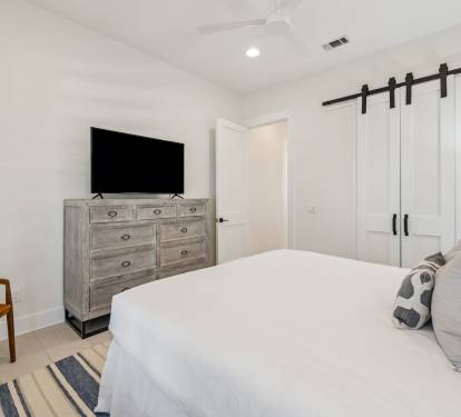 Front King Guest Suite - Equipped with a Flat-Screen TV