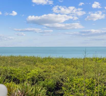 Stunning Gulf-Front Views!