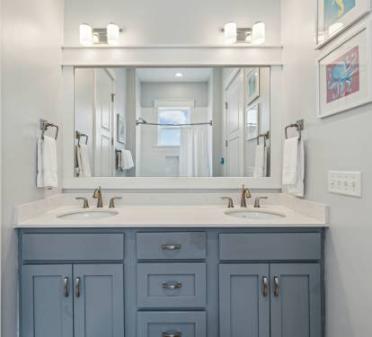 2nd Floor Bunk En-Suite - Dual Vanities