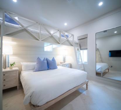 1st Floor Bunk Room - 2 Twins over King Bed