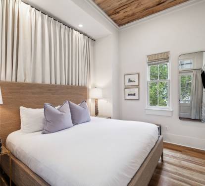 2nd Floor - King Guest Suite