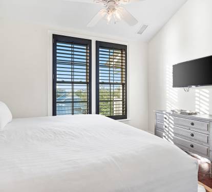 Primary King Suite - Equipped with a Flat-Screen TV