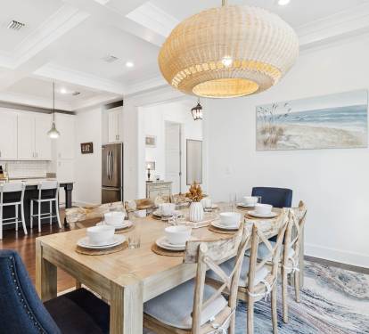 Dining Area with Seating for 8 - Perfect for Gourmet Dinners