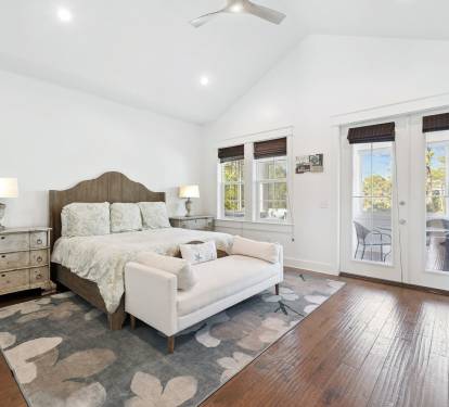 2nd Floor - Primary King Suite