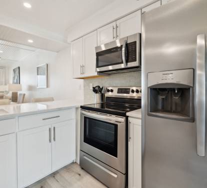 Chef's Kitchen - Equipped with All Your Cooking Needs!