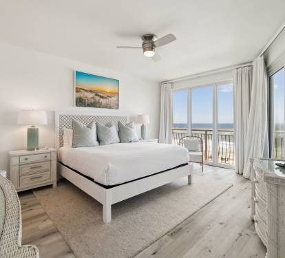 Primary King Suite - Offering Stunning Gulf Views!
