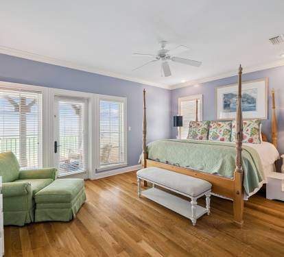 2nd Floor - Primary King Suite