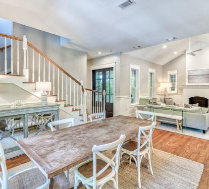 1st Floor Living Space
