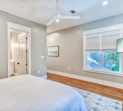 2nd Floor - Guest Room - Private En Suite
