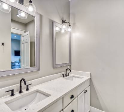 2nd Floor - Guest Room En Suite