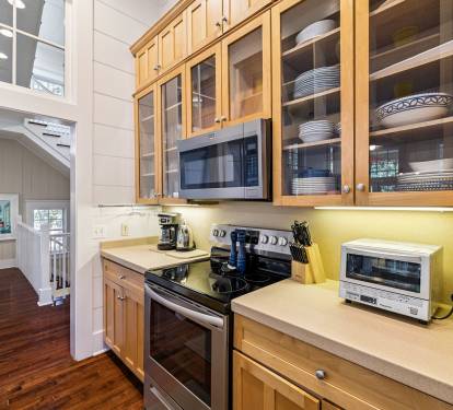 Equipped with All of Your Cooking Needs!