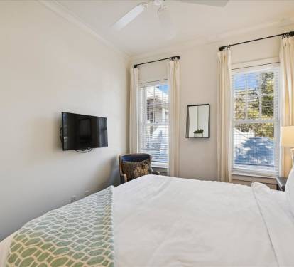 King Guest Suite - Equipped with a Flat-Screen TV