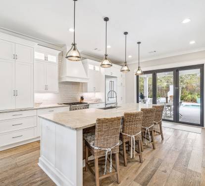 Fully Equipped Gourmet Chef's Kitchen