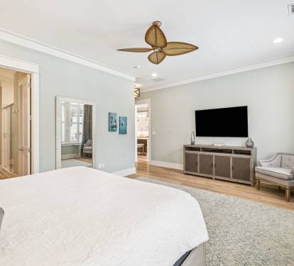 Primary King Suite - Equipped with a Flat-Screen TV