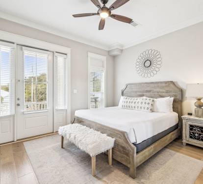 2nd Floor - King Guest Suite