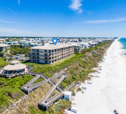 Aerial View - Offering an Effortless Walk to Crabby Steve's!