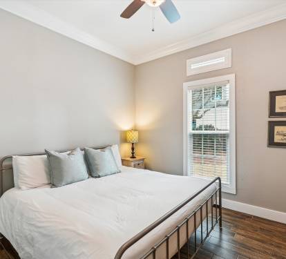 1st Floor - King Guest Suite