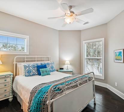 2nd Floor - Queen Guest Suite