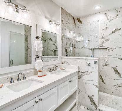 Primary King En-Suite - Walk-In Shower