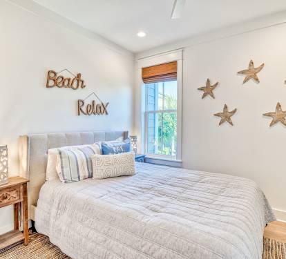 2nd Floor - Queen Guest Suite