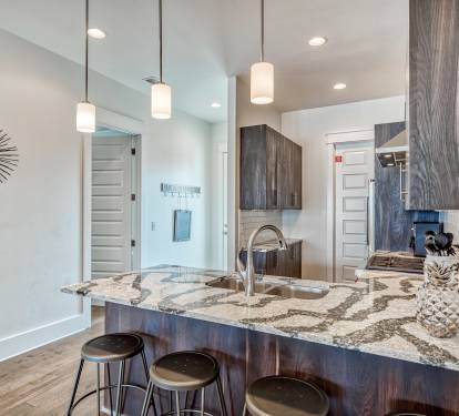 2nd Floor Kitchen - Offering Seating for Four at the Bar