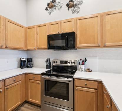 Fully Equipped with Stainless Steel Appliances