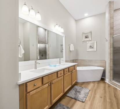 Primary King En-Suite - Dual Vanities, Soaking Tub & Walk-In Shower