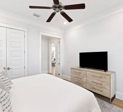 King Guest Suite - Balcony Access + Flat-Screen TV