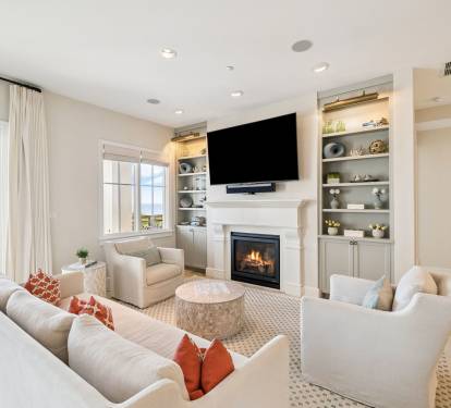 Warm & Inviting Living Area