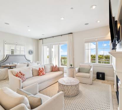 Ample Space for Gathering & Entertaining