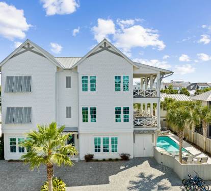 'High Noon' - Located in Gated Sandy Shores Community!