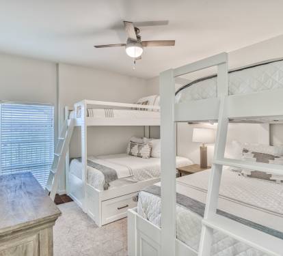 Bunk Room - Twin over Queen